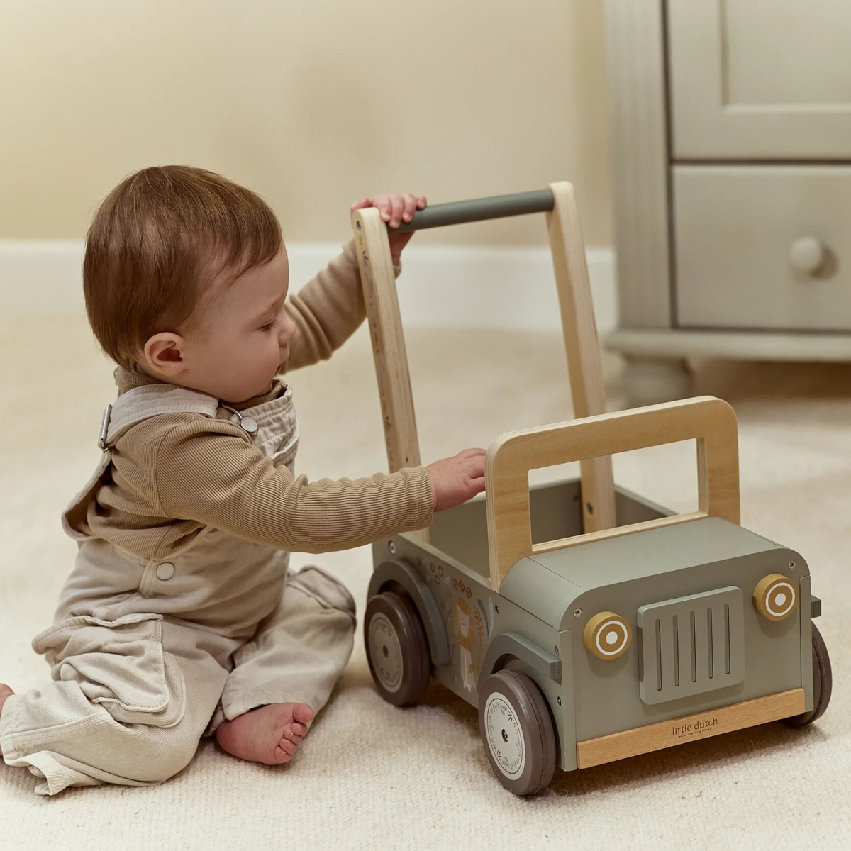 Wooden Push Safari Car - Safari Friends