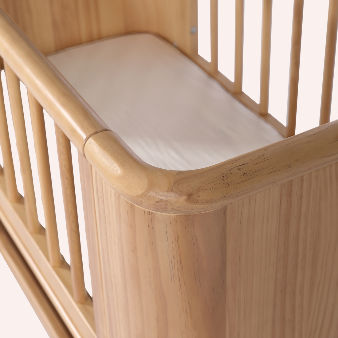 Seena Willow Bassinet & Mattress