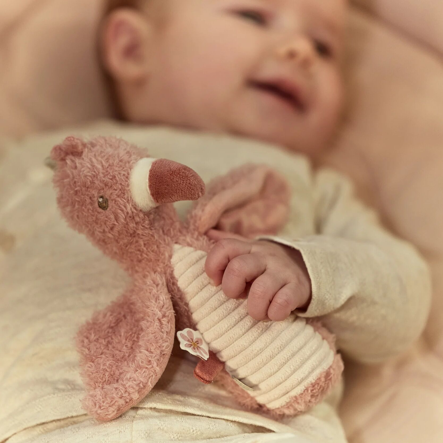 Safari Friends Squeaker with Rattle Flamingo
