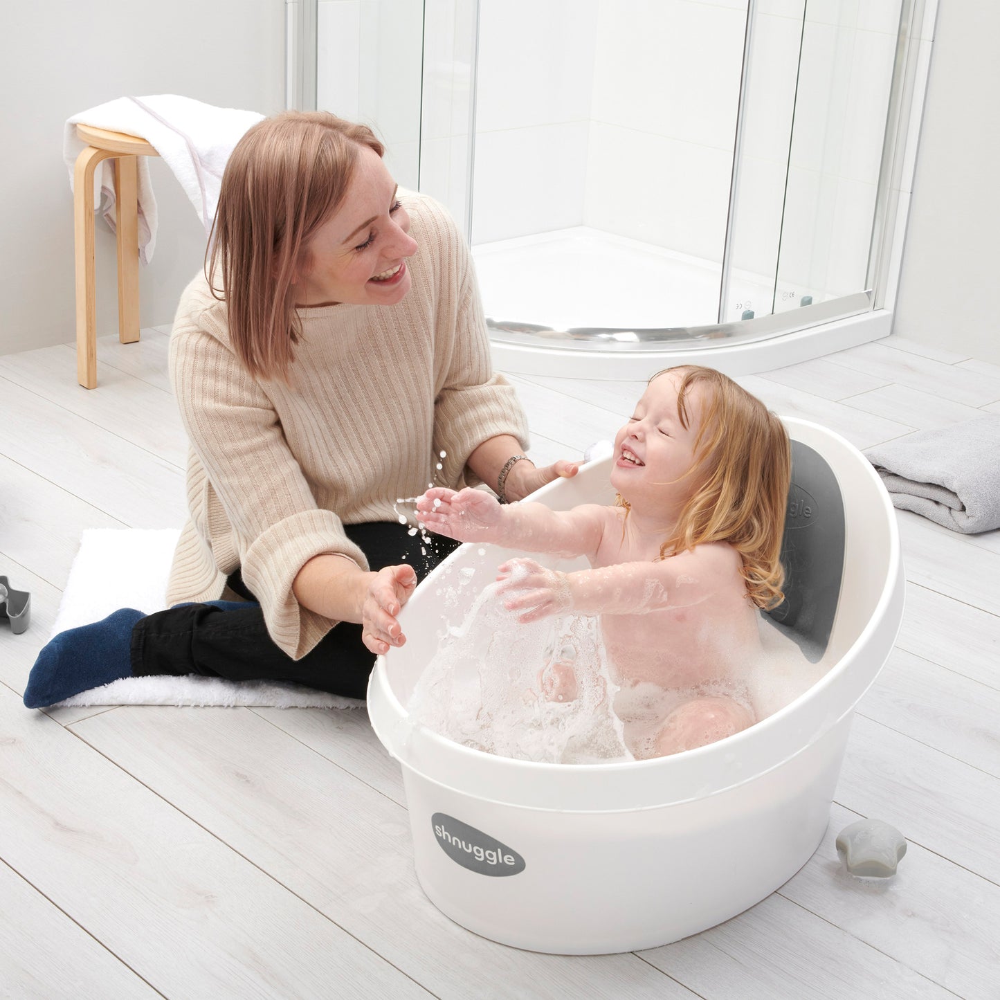 Toddler Bath with Plug - White/Dark Grey