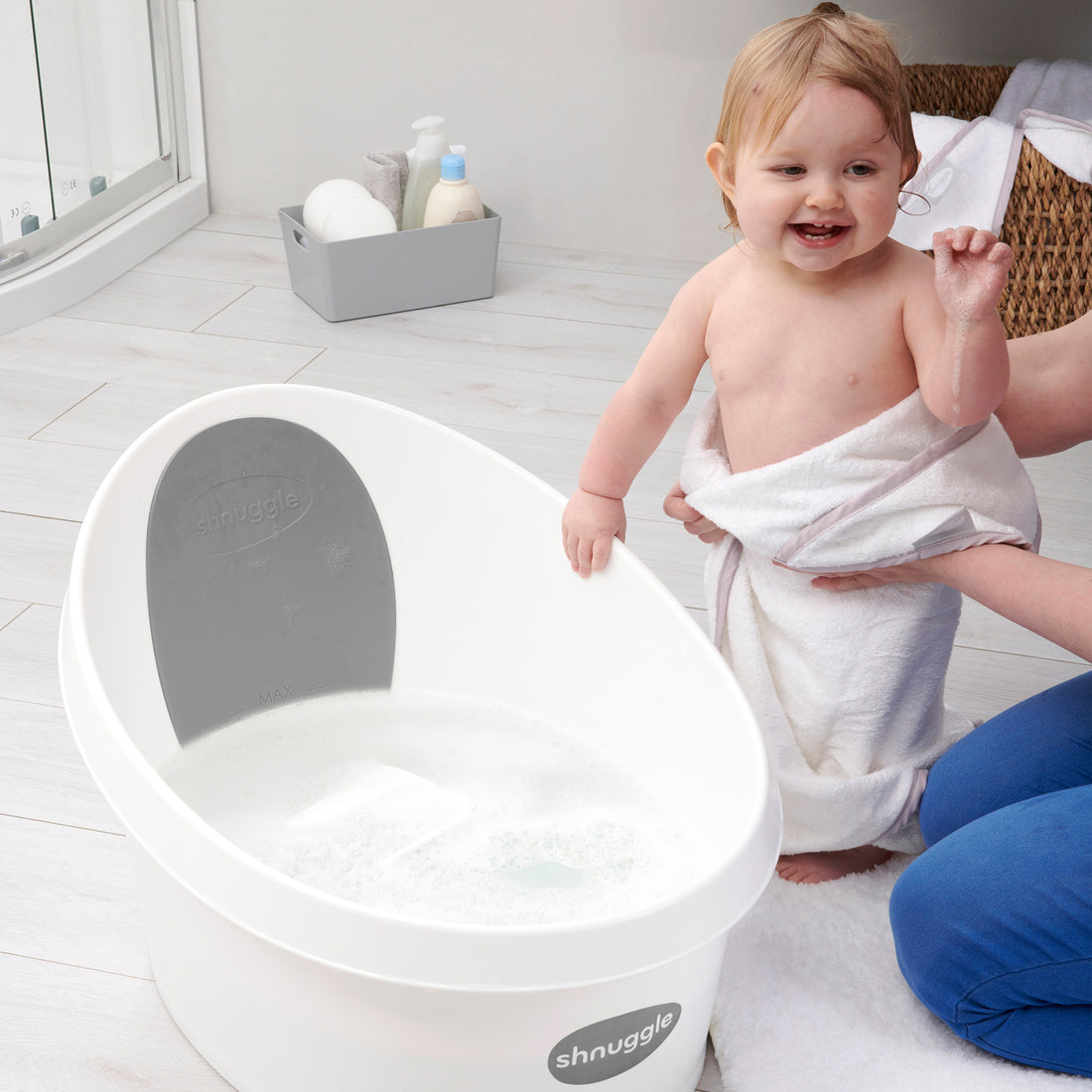 Toddler Bath with Plug - White/Dark Grey