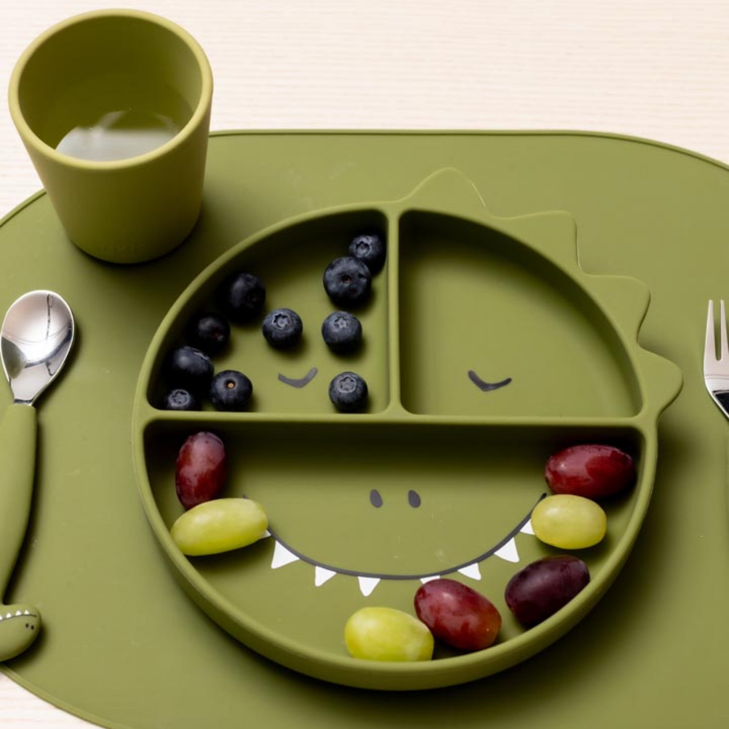 Silicone Divided Suction Plate - Mr. Dino