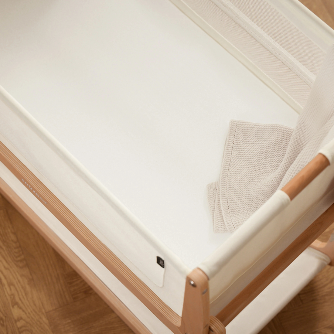 SnuzPod5 Fitted Sheets 2 Piece - White