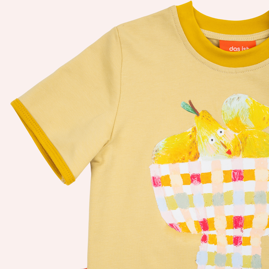 T-Shirt - Penelope the Pear
