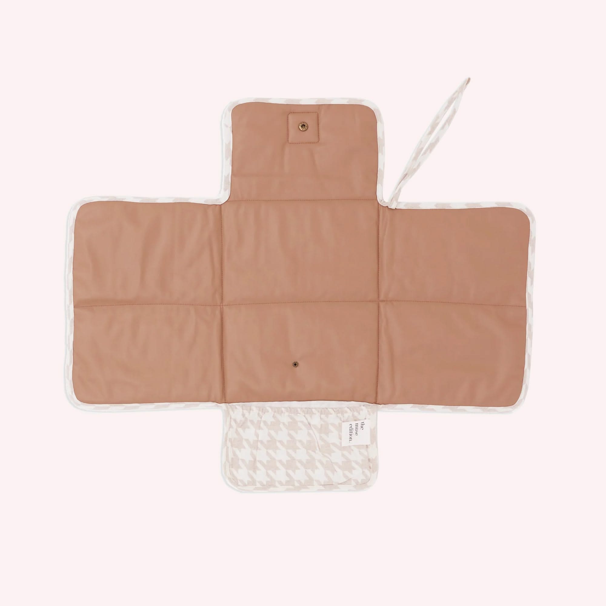 Linen Change Mat Houndstooth by The Muse Edition the memo The Memo