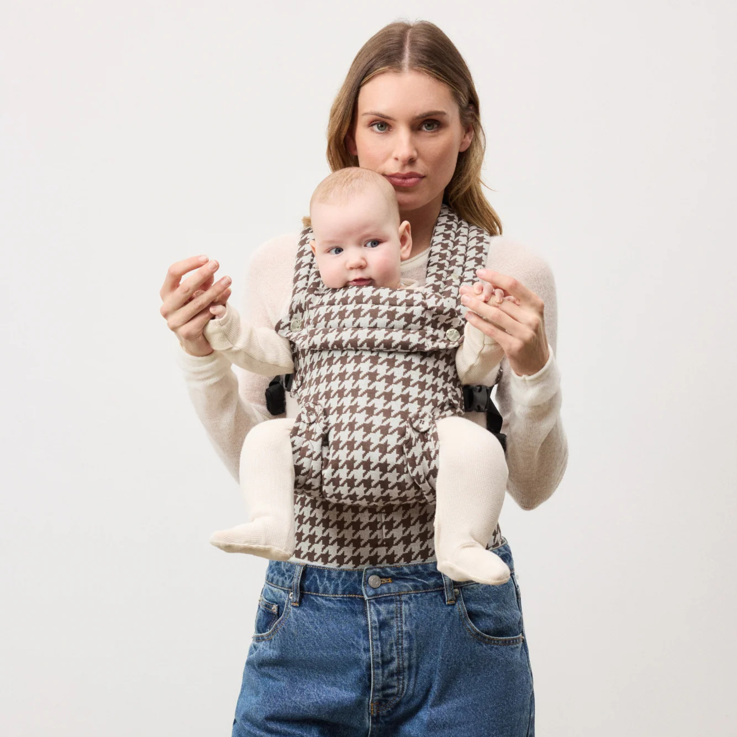 Portier - The Limitless Baby Carrier - Cocoa Houndstooth
