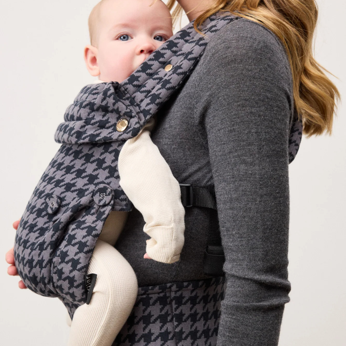 Portier - The Limitless Baby Carrier - Onyx Houndstooth