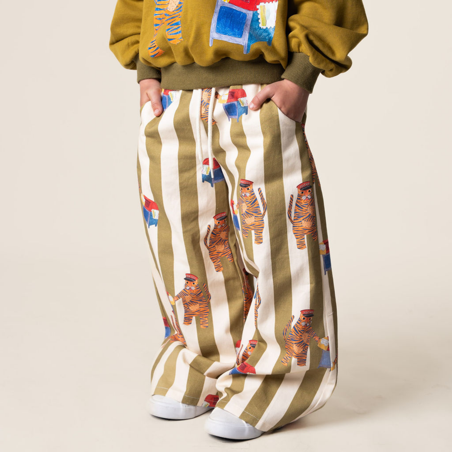 Wide Leg Pants - Tiger the Postie