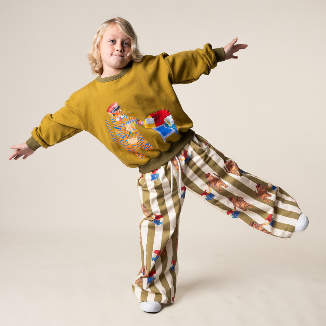 Wide Leg Pants - Tiger the Postie