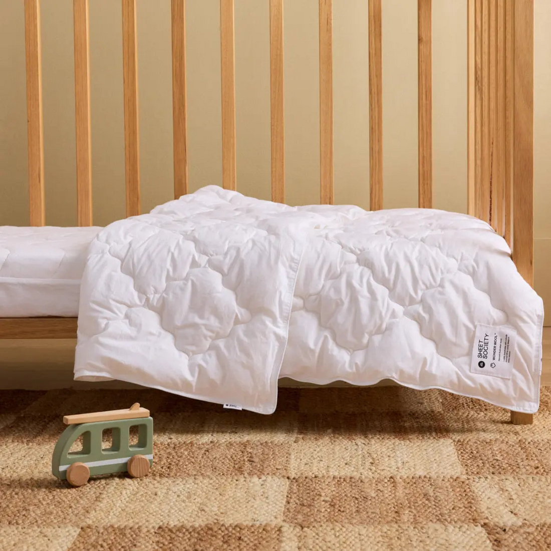 Wonder Wool Quilt - White