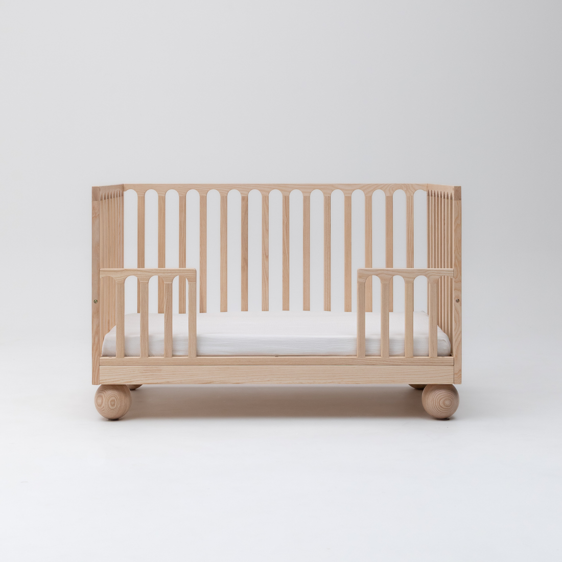 Zali Cot - Ashwood
