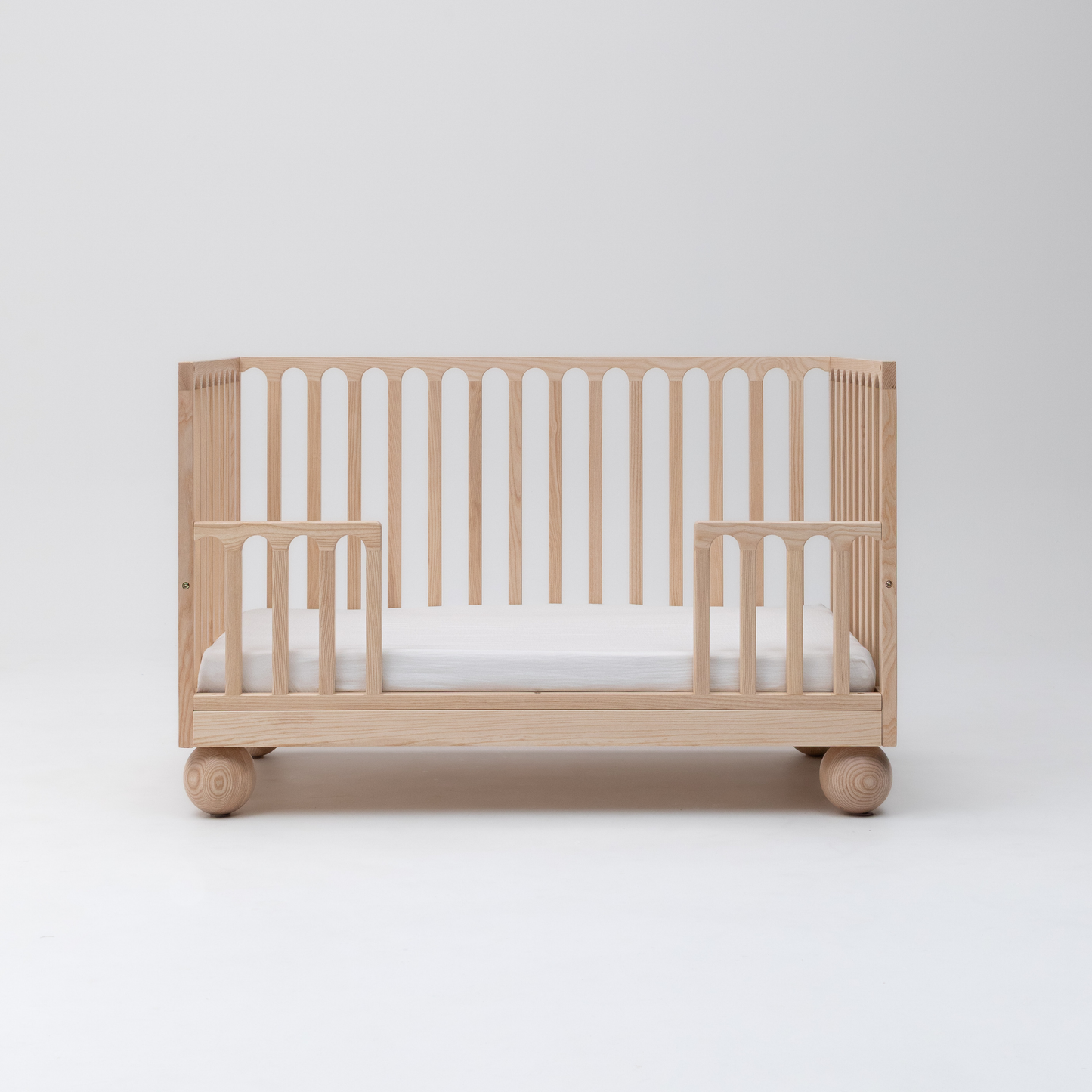 Zali Cot - Ashwood