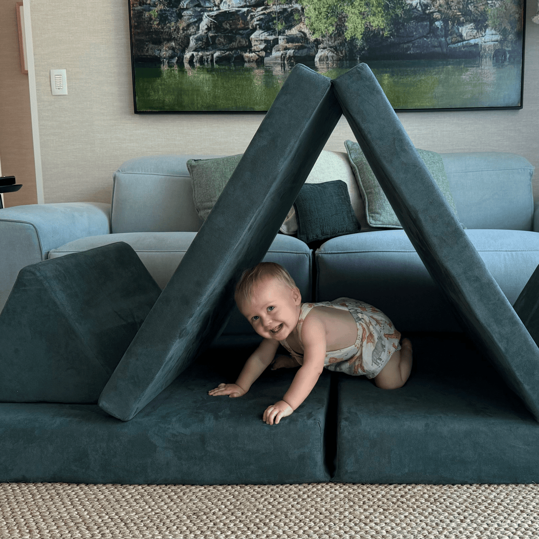 The Possum Play Couch (with Circle Set)