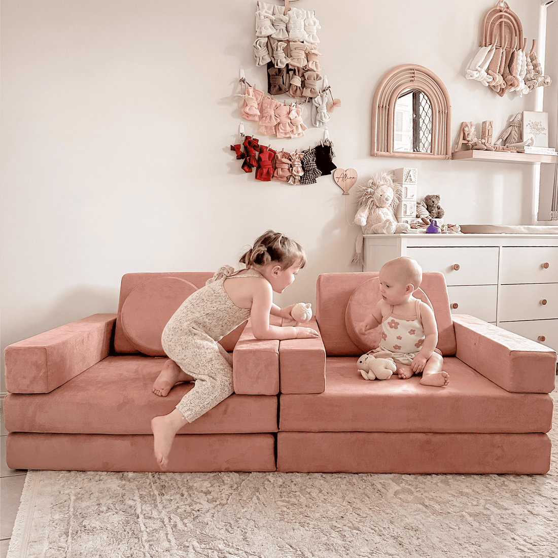 The Possum Play Couch (with Circle Set)