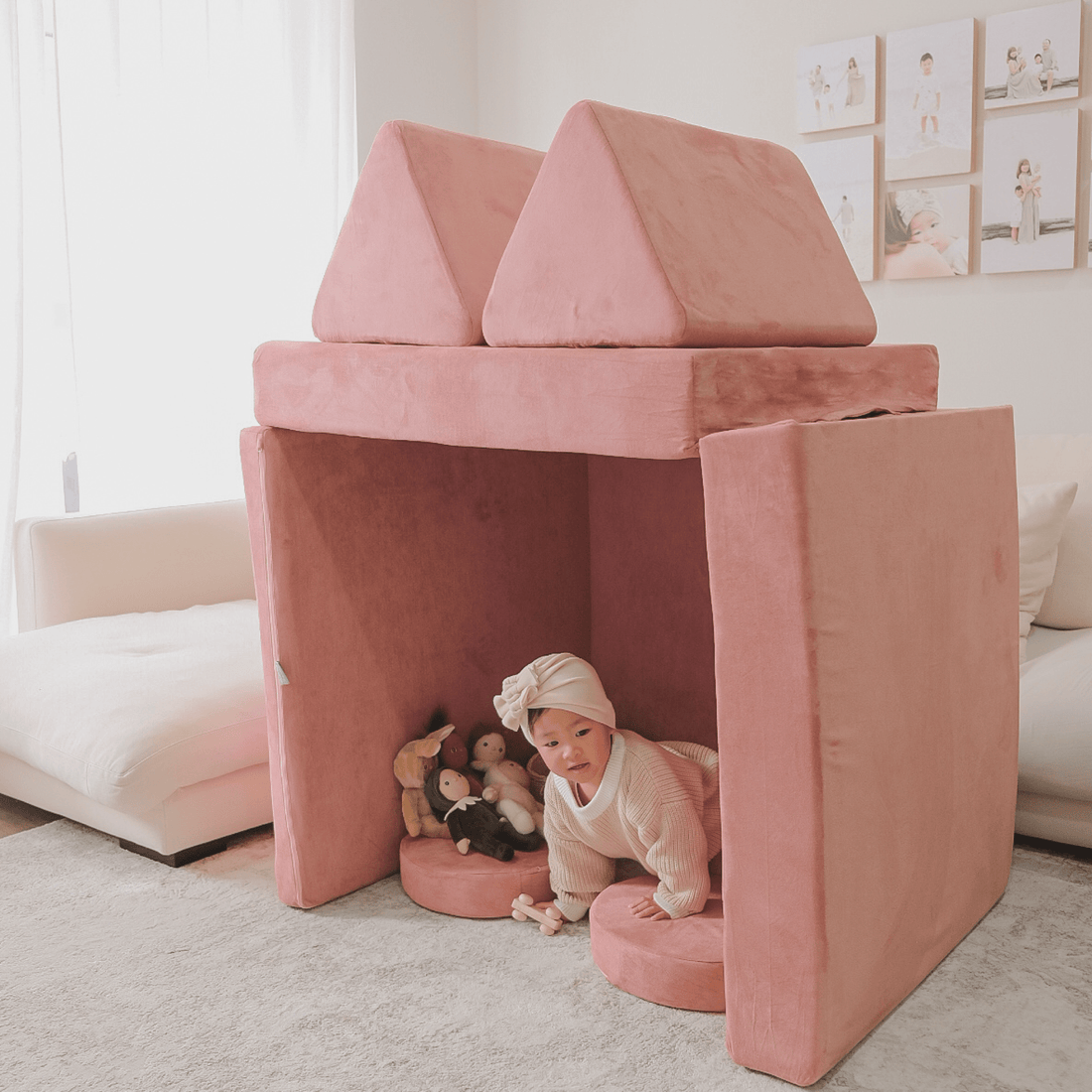 The Possum Play Couch (with Circle Set)