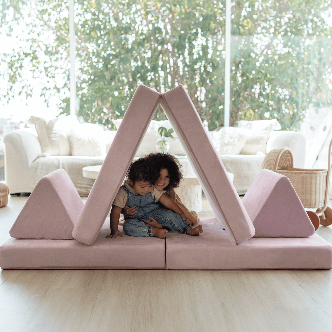 The Possum Play Couch (with Circle Set)