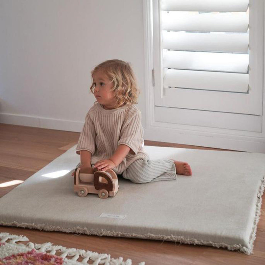 Linen Padded Play Mat – Natural Raw Edge