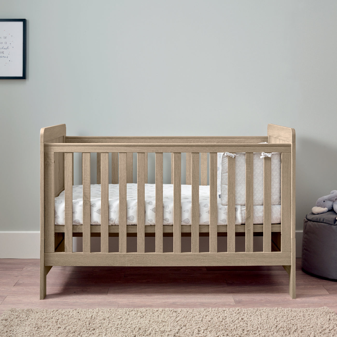 Atlas Cot Bed Light Oak by Mamas Papas the memo The Memo