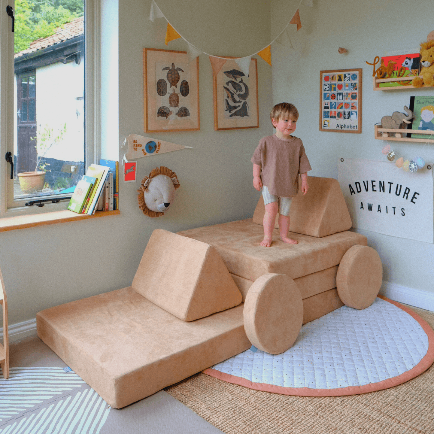 The Possum Play Couch (with Circle Set)