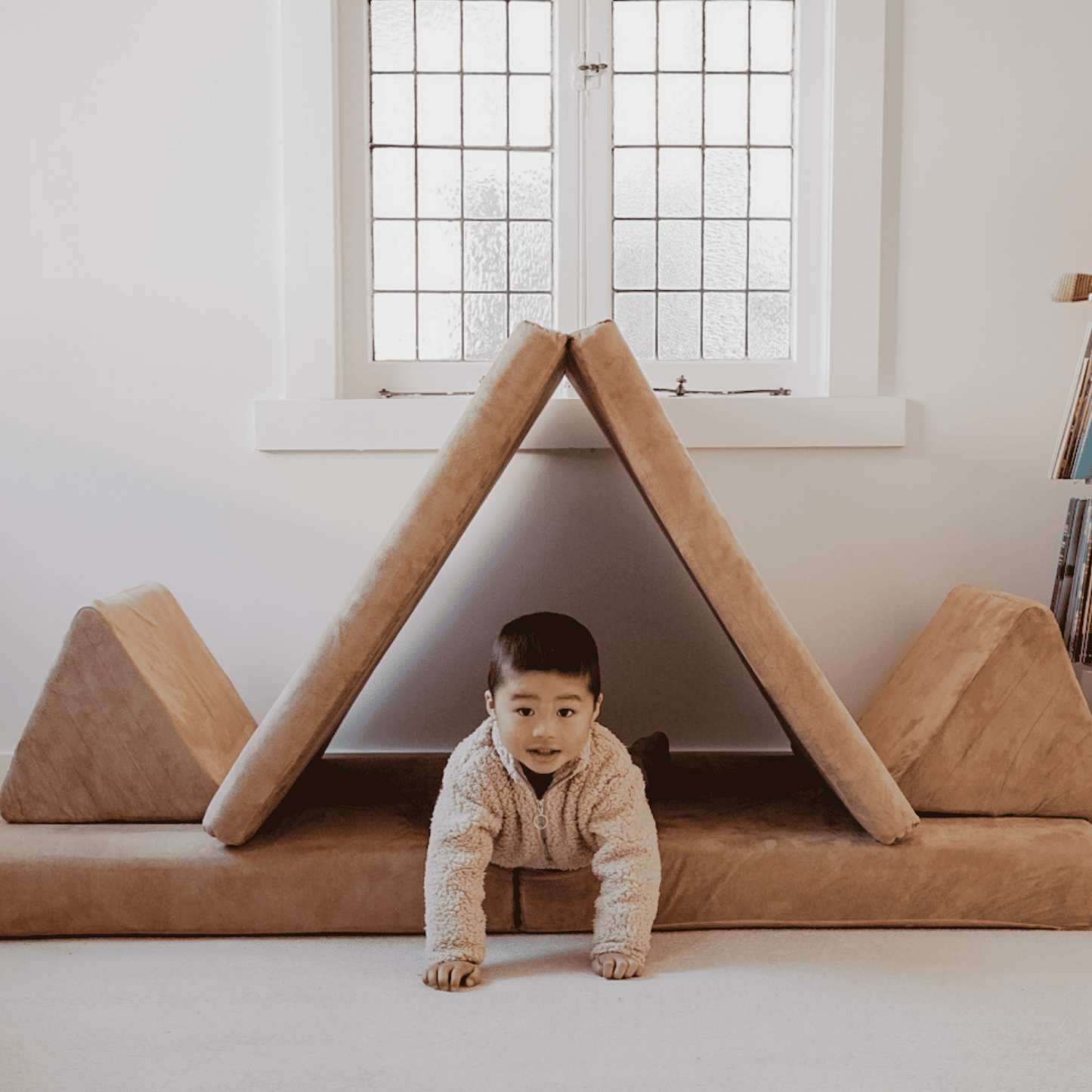 The Possum Play Couch (with Circle Set)