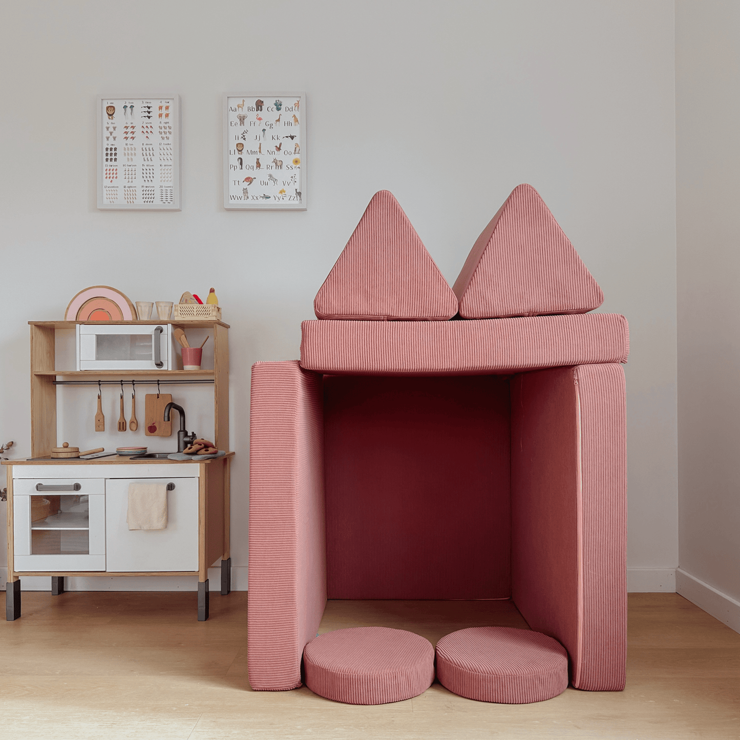 The Possum Play Couch (with Circle Set)