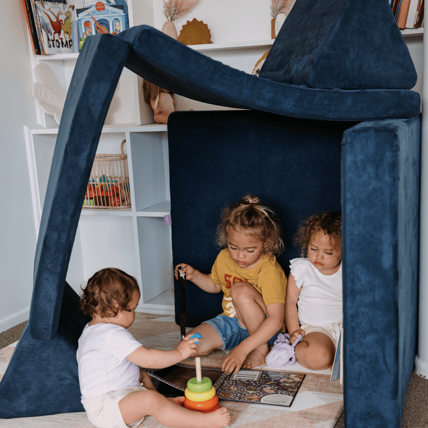 The Possum Play Couch (with Circle Set)