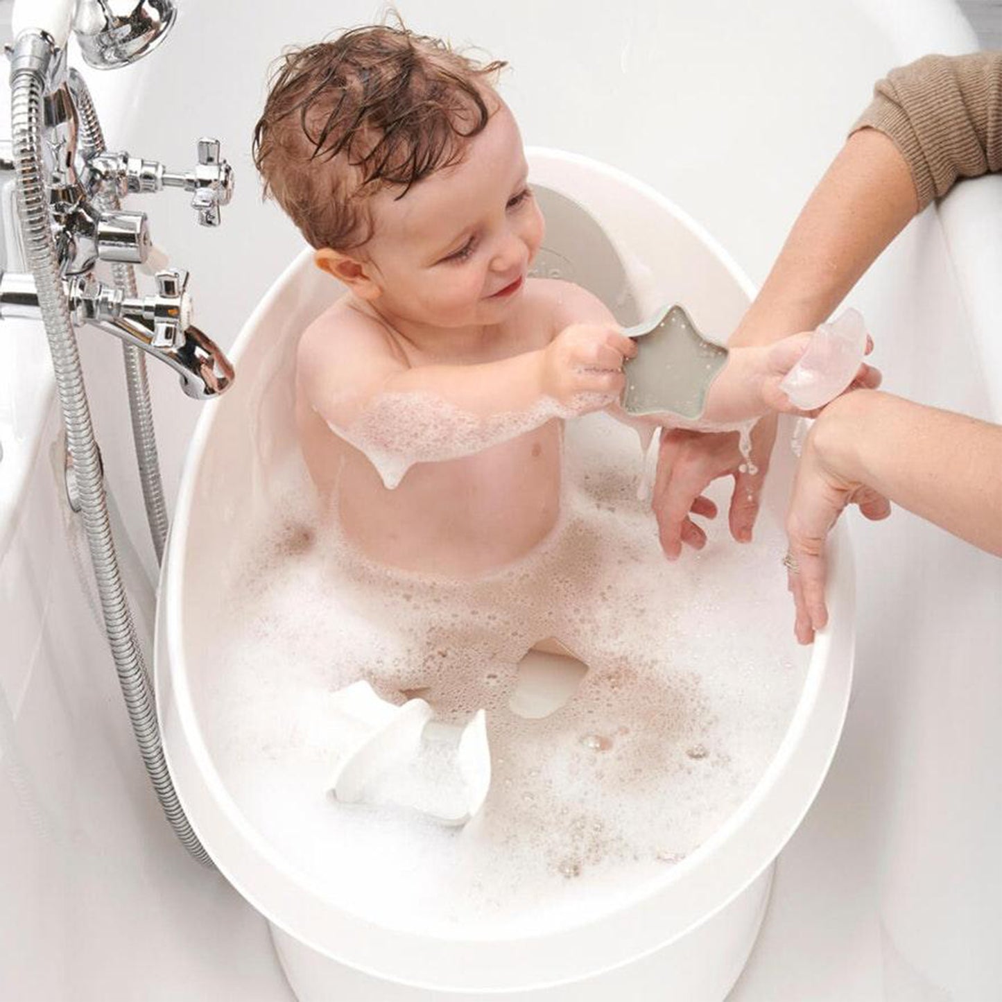 Toddler Bath with Plug - White/Dark Grey