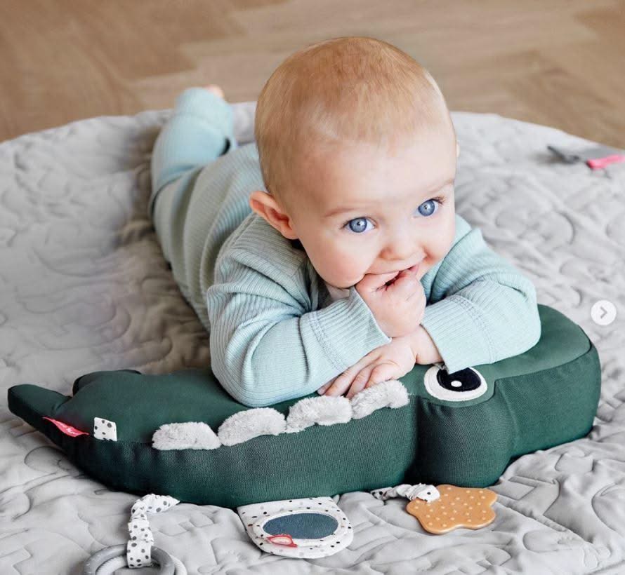 Tummy Time Activity Toy Croco Green – The Memo